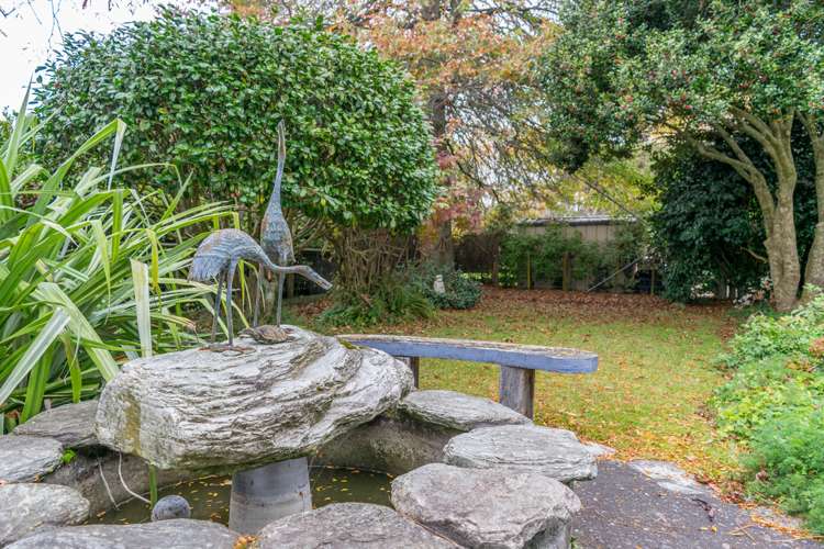 195 Athlone Drive Cambridge_15