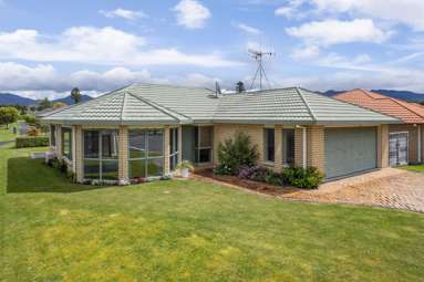 6 Gleneagles Drive_2