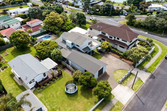 64 Bell Road Beachlands_3