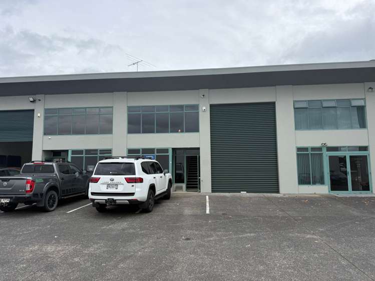 Unit 4/15 Paramount Drive_0