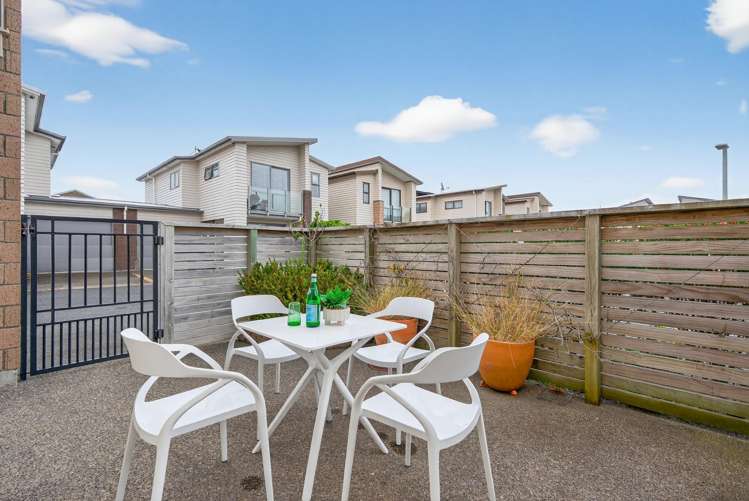 25 Latimer Way Petone_23