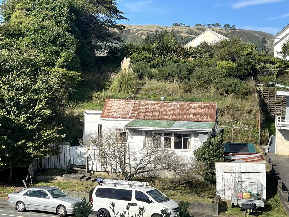 1 Titahi Bay Road_5