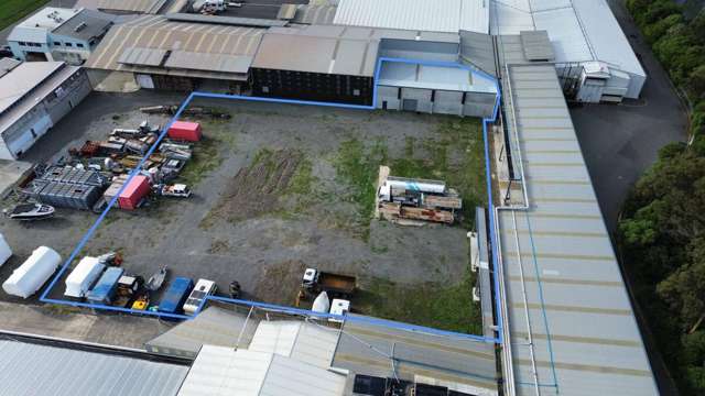 4,000sq m Yard & Warehouse in Woolston