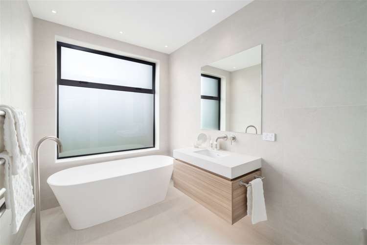 2 Steve Askin Drive Cracroft_14