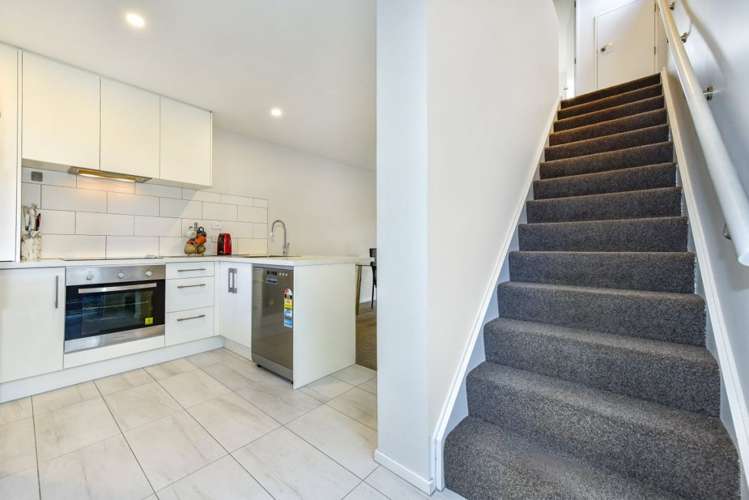8/68 Barbour Street Waltham_19