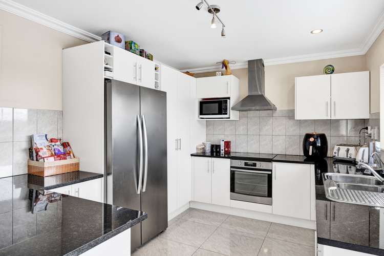 1 Kia Marea Close Hawera_6