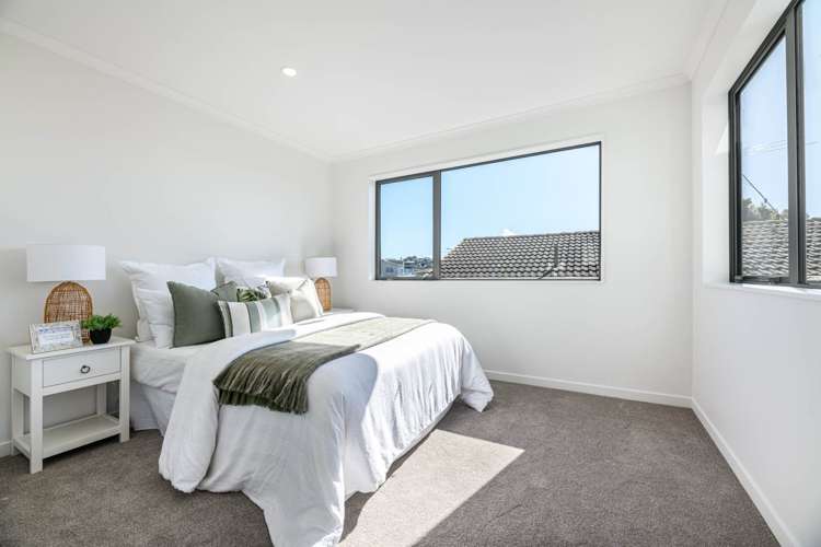 4/11 Celeste Place Totara Vale_6