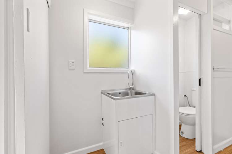 1 & 2/294 Keyes Road New Brighton_18