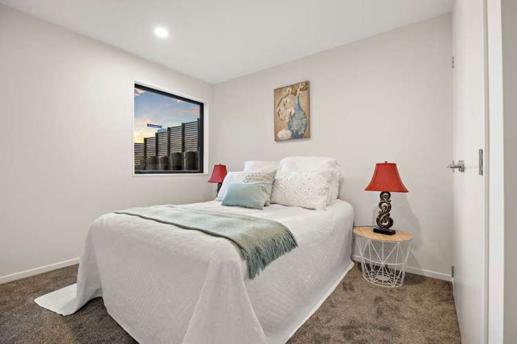4 Bremner Ridge Street Flat Bush_26