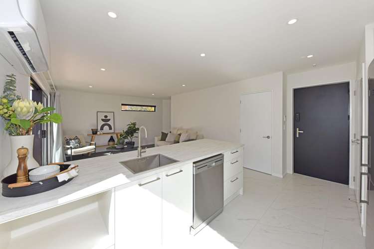 3/124 Milton Street Somerfield_1