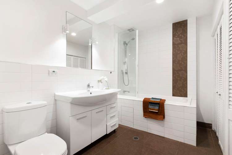 2/4 Corunna Road Milford_22