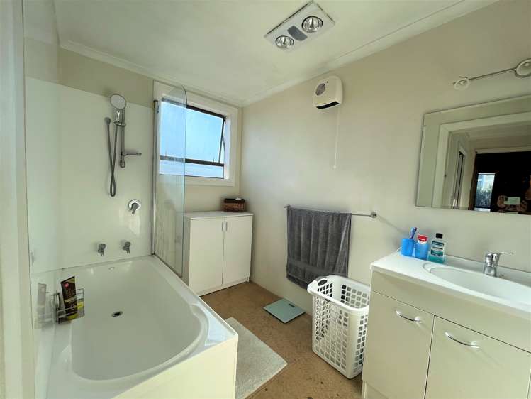 153 Benhar Road Balclutha_17