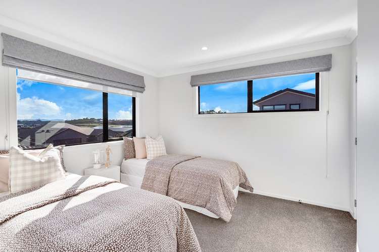 2/8 Jennian Avenue Rototuna_23