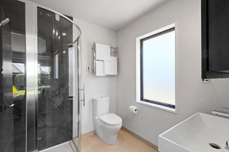 7 New Creek Mews Rolleston_12