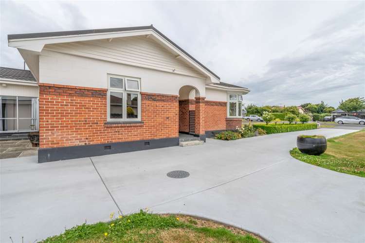 153 Chelmsford Street Windsor_14