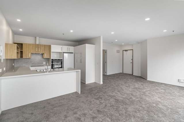 9a/97 Shortland Street Auckland Central_1