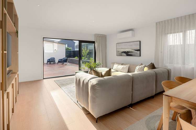 11 Kauri Point Drive Rototuna North_9