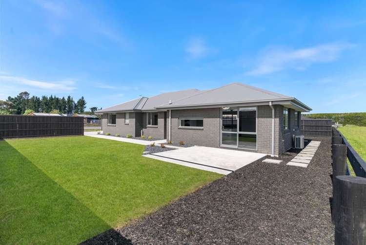 36 Plover Avenue Amberley_1