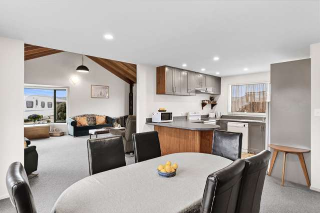 47 Frye Crescent Albert Town_2