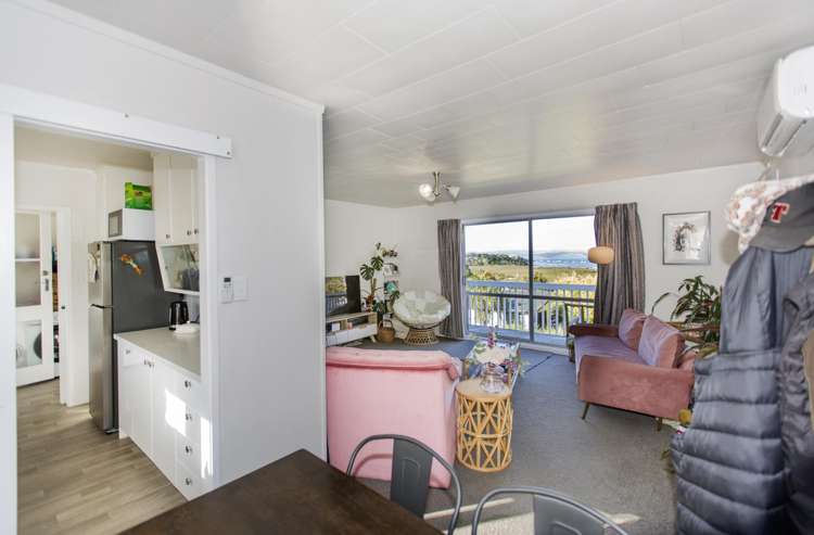 68 West View Crescent Onerahi_3
