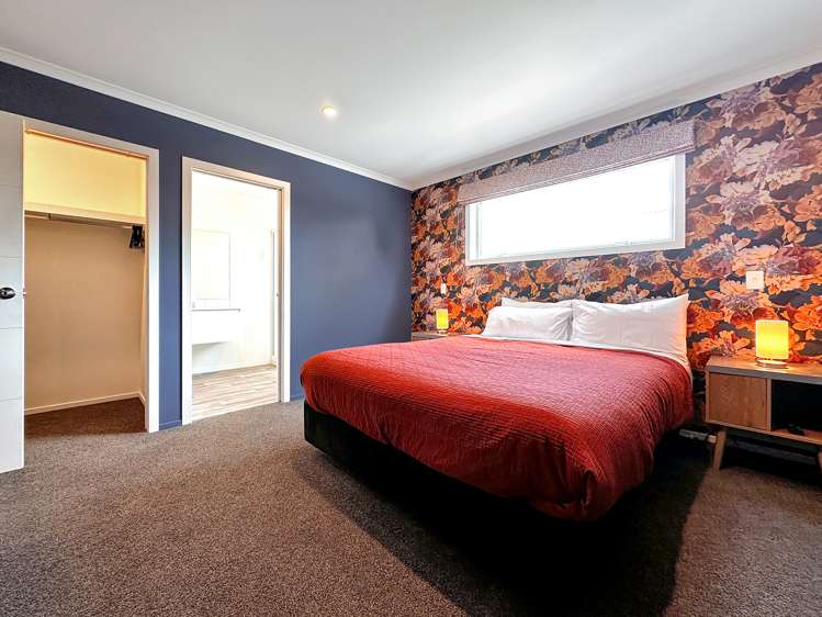 16 Rhoboro Road Twizel_11