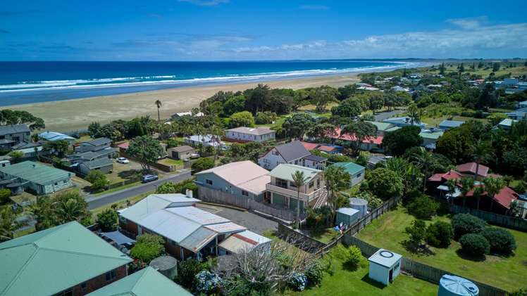 6 Korora Street Ahipara_32