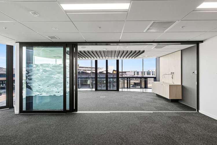 222 High Street City Centre_12