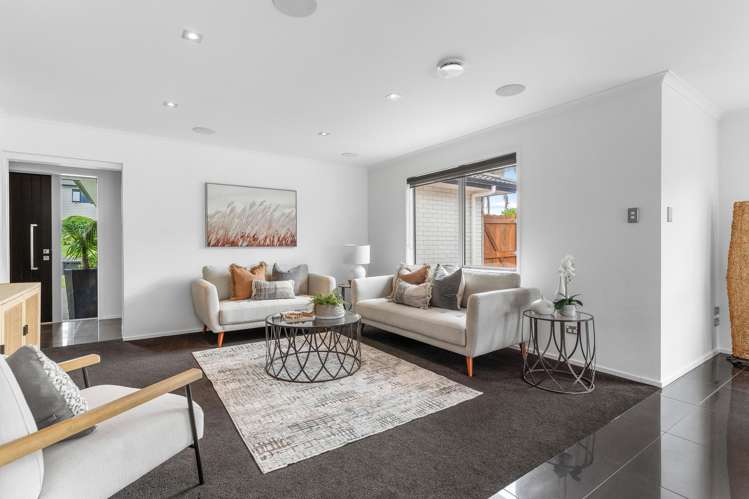 8 Reliance Crescent Beachlands_6