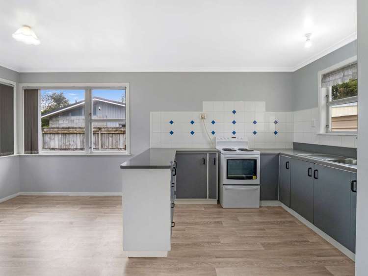 6 Chester Road Springvale_1