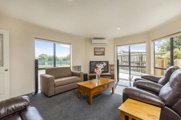 1/72 Swanson Road Henderson_7