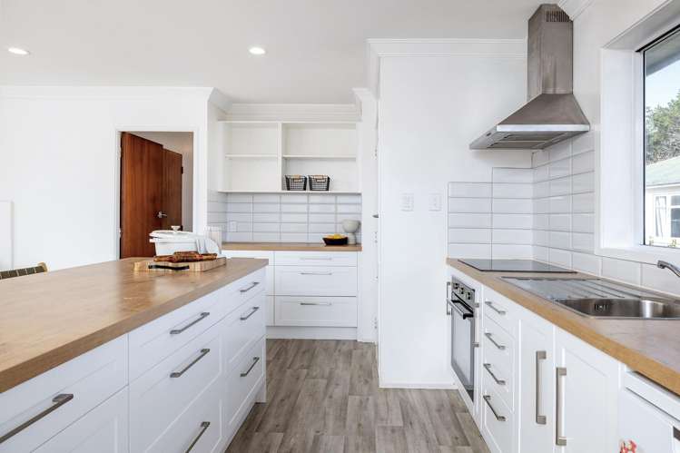 61A Makoura Road_2
