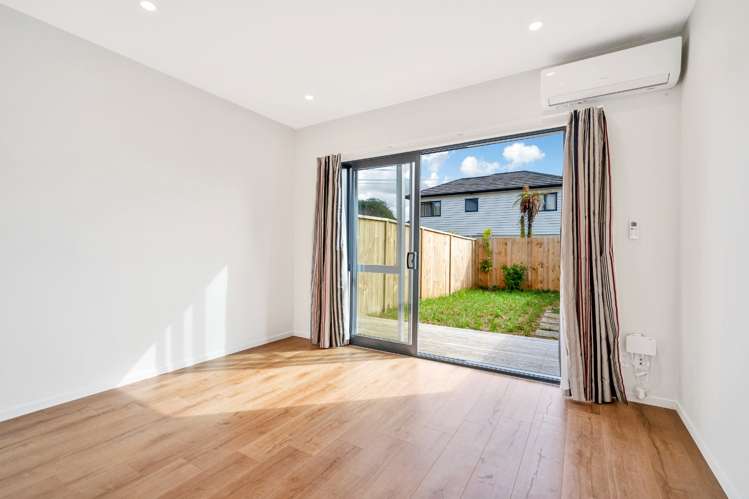 8/54 Swanson Road 11401_0