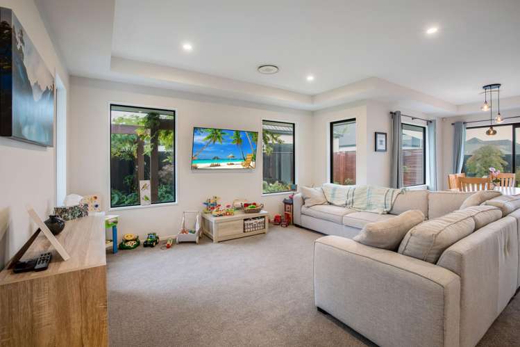 26 Bonecrusher Street Lincoln_5