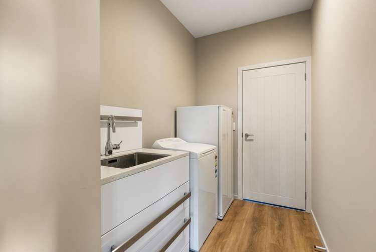 2 Weaver Close Alexandra_15