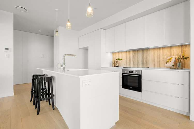 612/223A Green Lane West Epsom_7