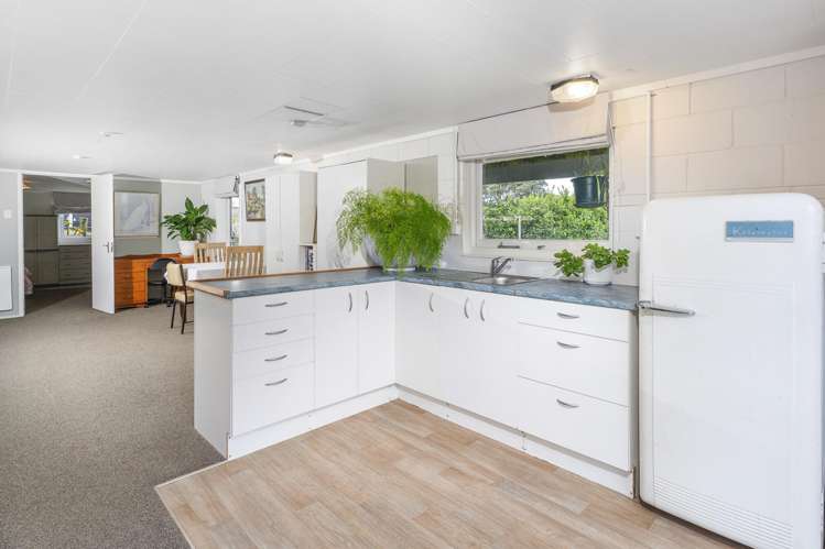 293 Main Road Tairua_34