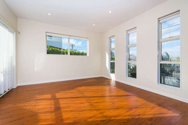 5 Lyttelton Avenue Forrest Hill_2