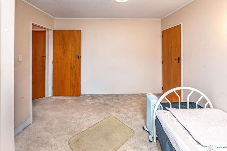 5 Avon Place Springvale_10