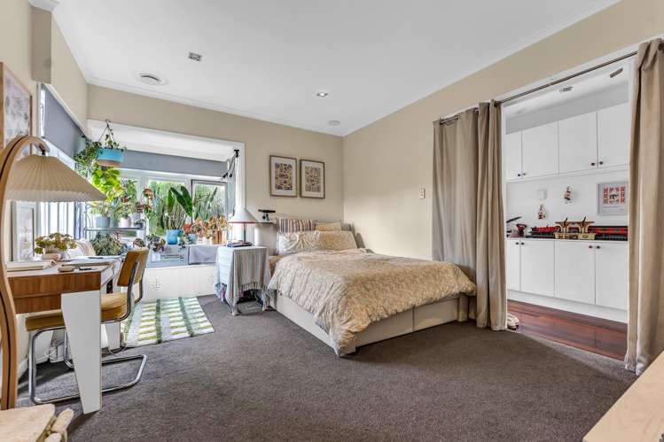 84 Eversleigh Road Belmont_12