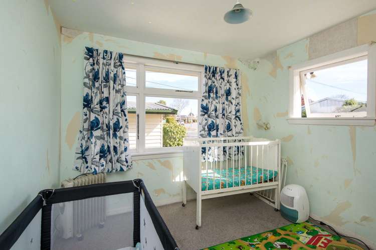 16 Bentley Street Russley_7