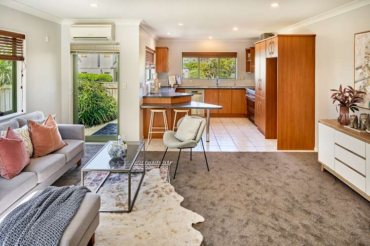 18 Chippenham Grove Churton Park_8