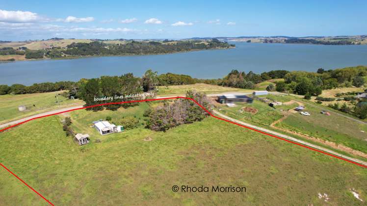 208 Petley Road Paparoa_12