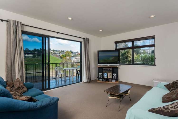 22f Sheppard Street Gate Pa_2