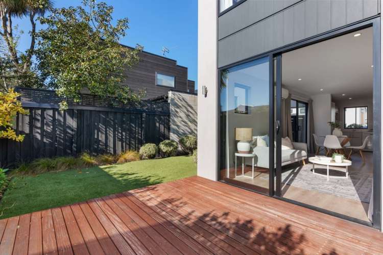 5/64 Brockworth Place Riccarton_12
