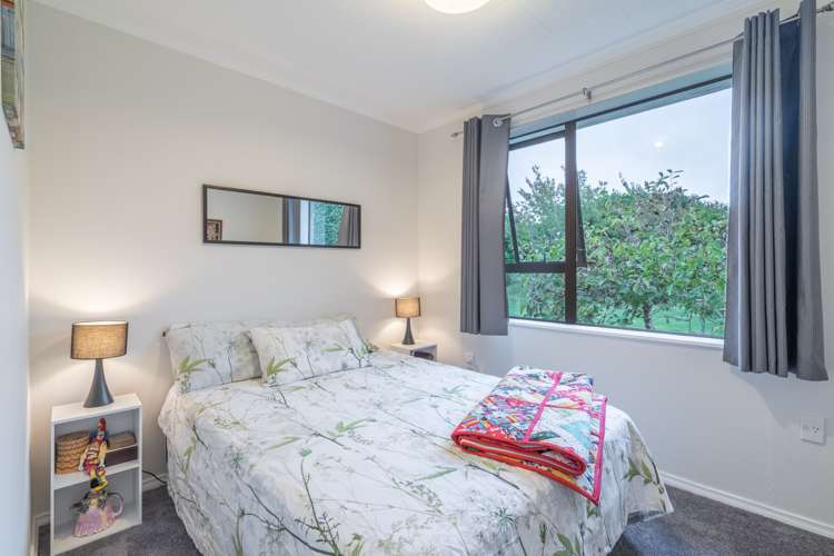 117 Oreti Road Otatara_11