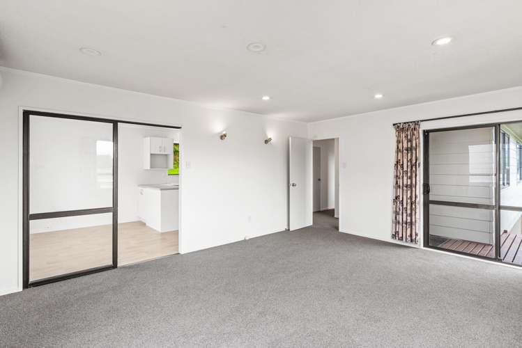 18 Forglen Place Tawa_10