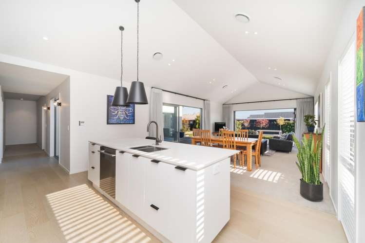 163A Pharazyn Street_4