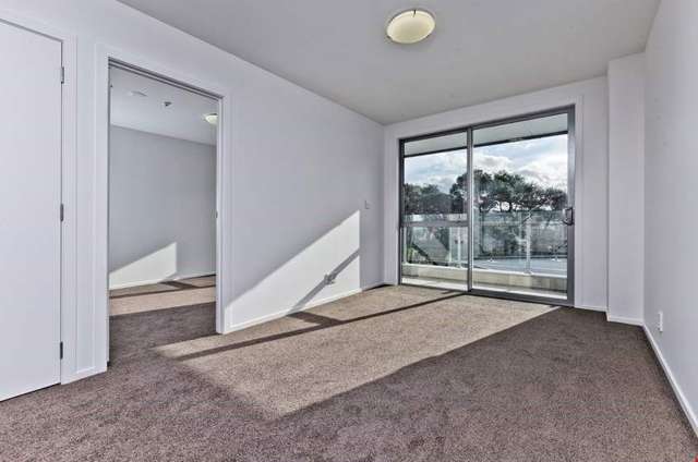 320/17 Link Crescent Stanmore Bay_2