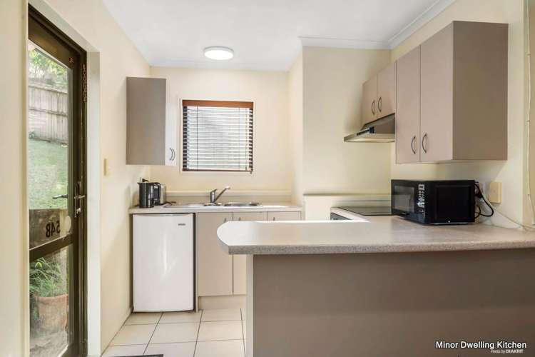 54 Ian Sage Avenue Long Bay_10