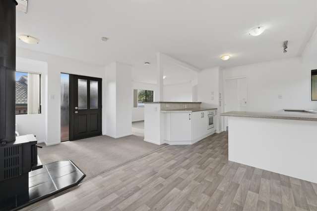120 Meander Drive Welcome Bay_3
